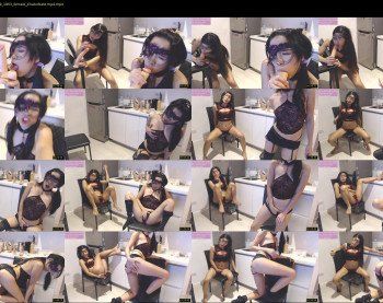 nekolicious143 — Chaturbate Female stripcam recording, Apr 21, 2019 18:53
